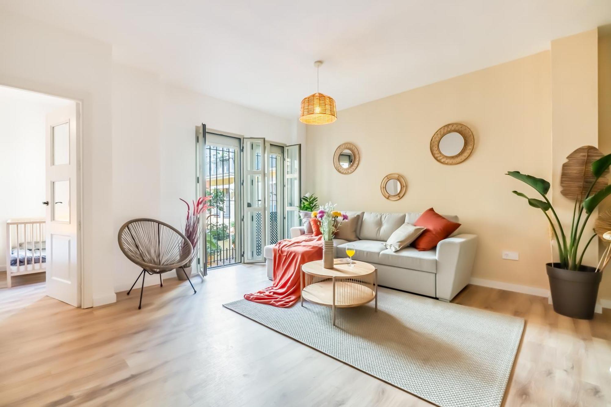 Charming 4-Bedroom Apartment In Malaga'S Historic Center 外观 照片