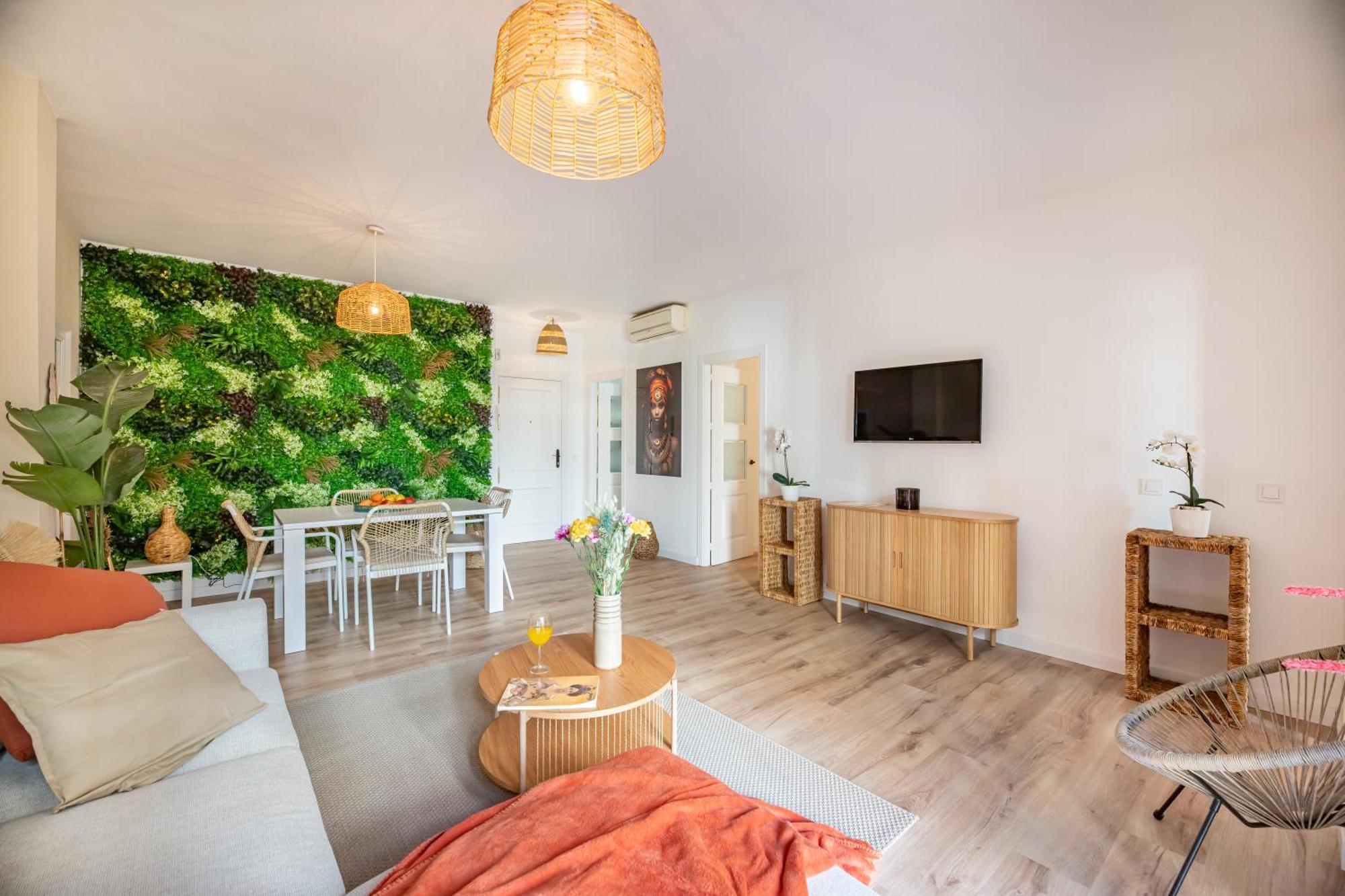 Charming 4-Bedroom Apartment In Malaga'S Historic Center 外观 照片